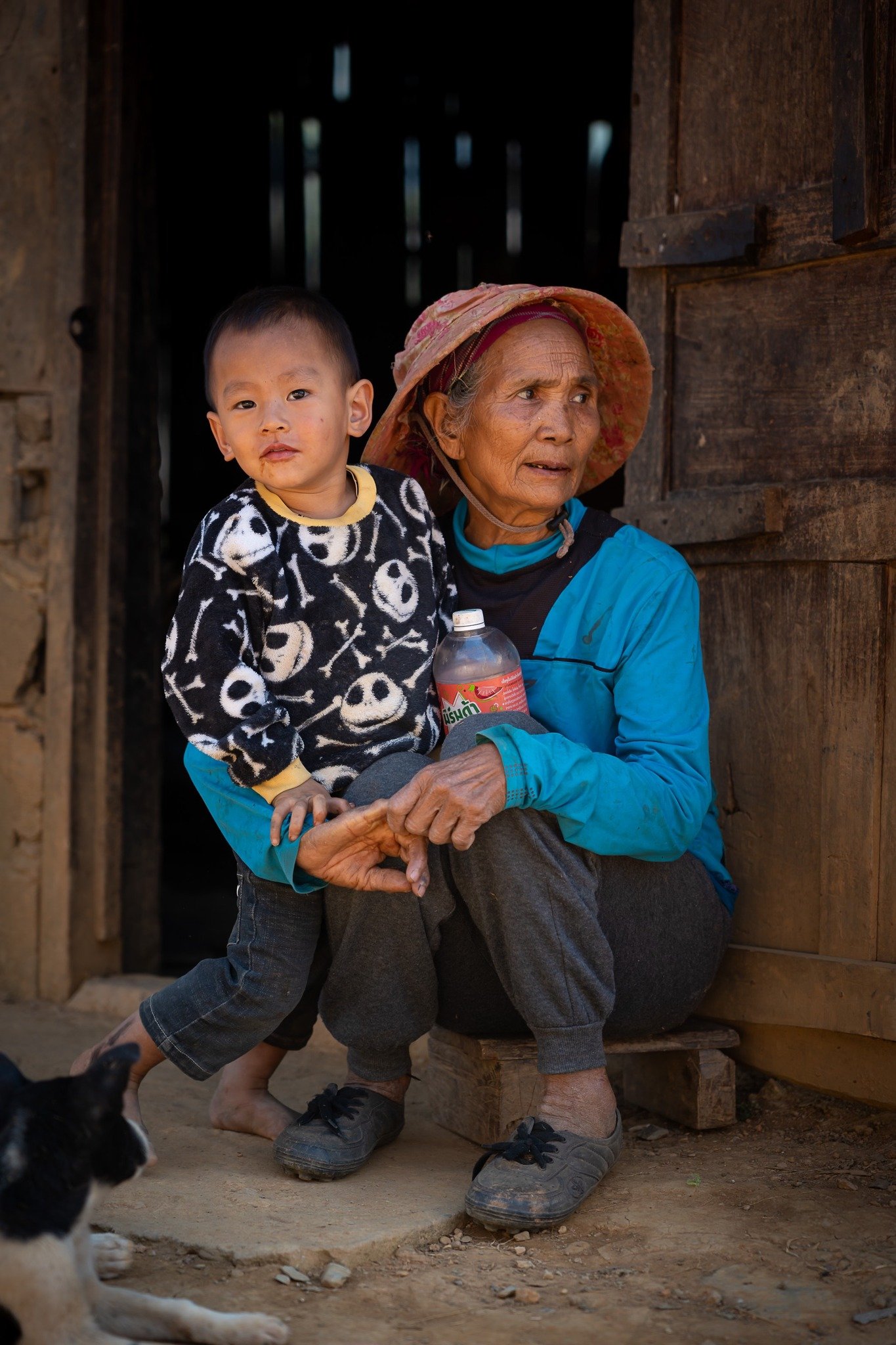 3 Days Nong Khiaw 100 Waterfall Trek, Homestay, Kayaking Tour